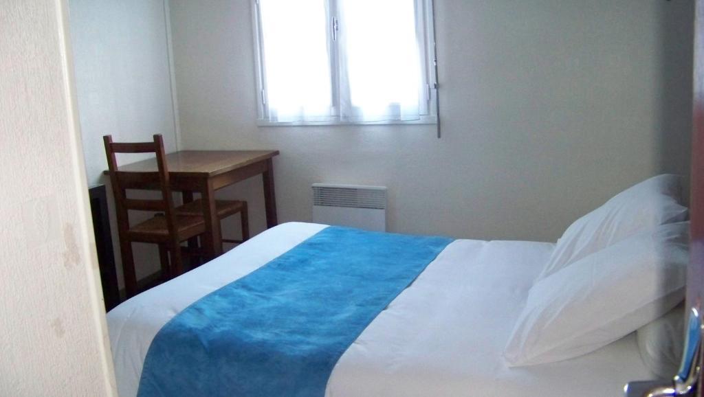 Hotel Du Port Concarneau Ruang foto